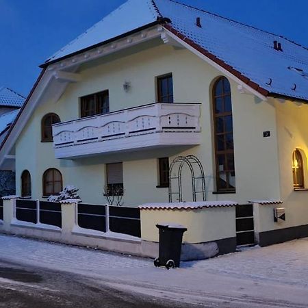 Fewo Giss Postbauer-Heng Buitenkant foto